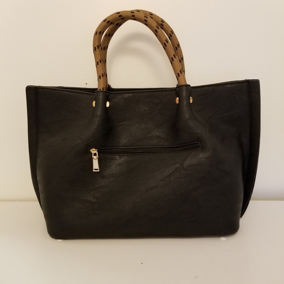 *SOLD* Urban Orginals tote - Picture 2 of 4